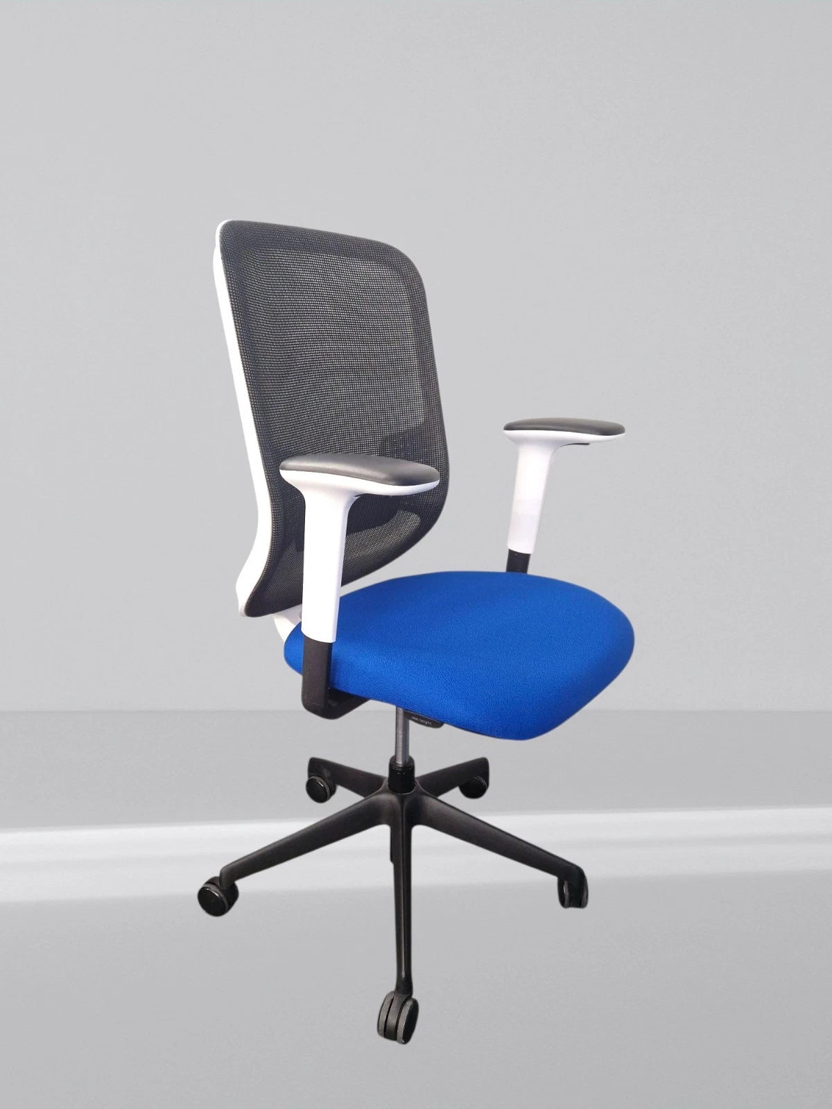 Orangebox Do White Frame New Blue Fabric Seat