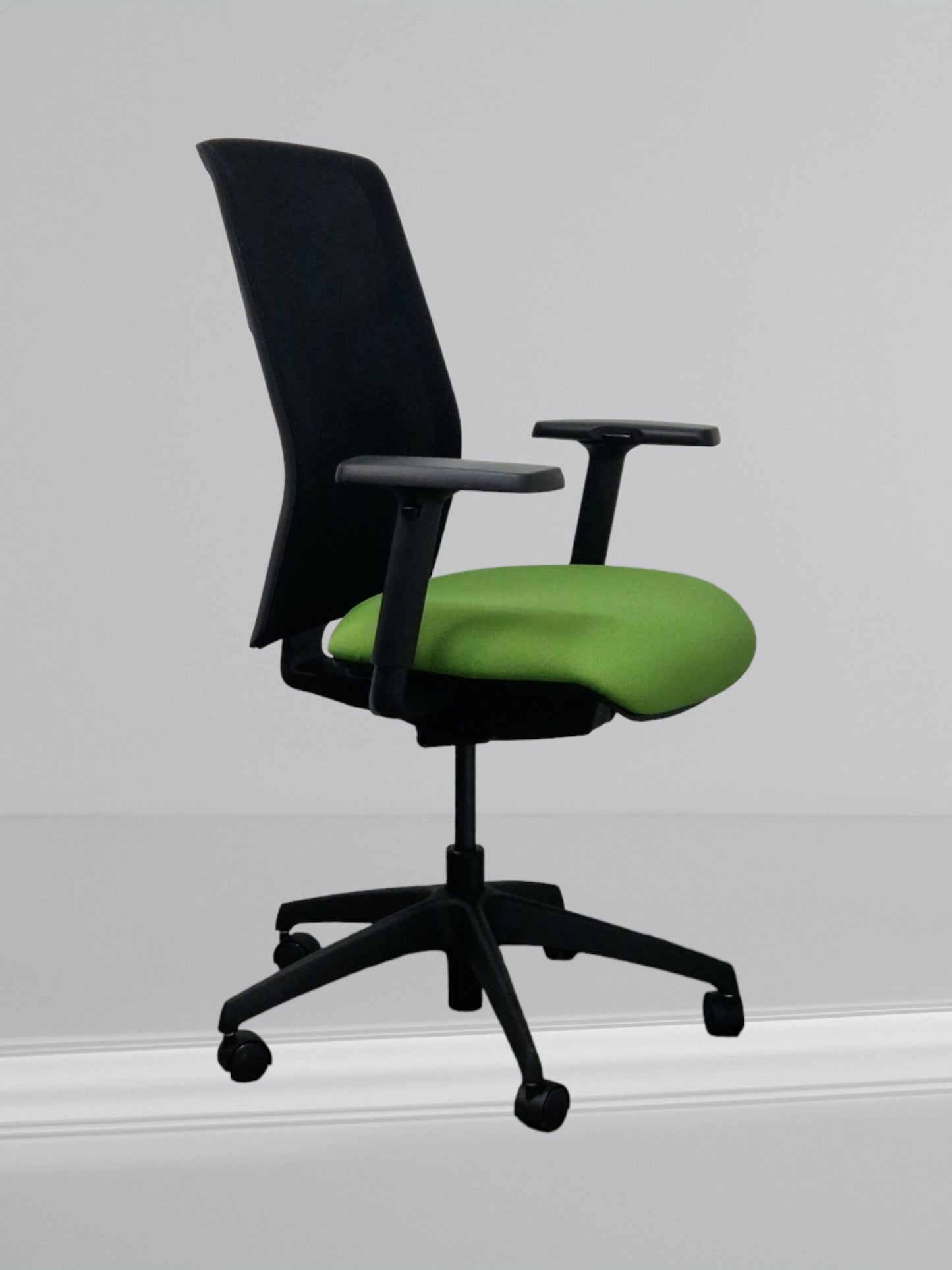 Boss Design Tauro In New Green Fabric 2022 Model