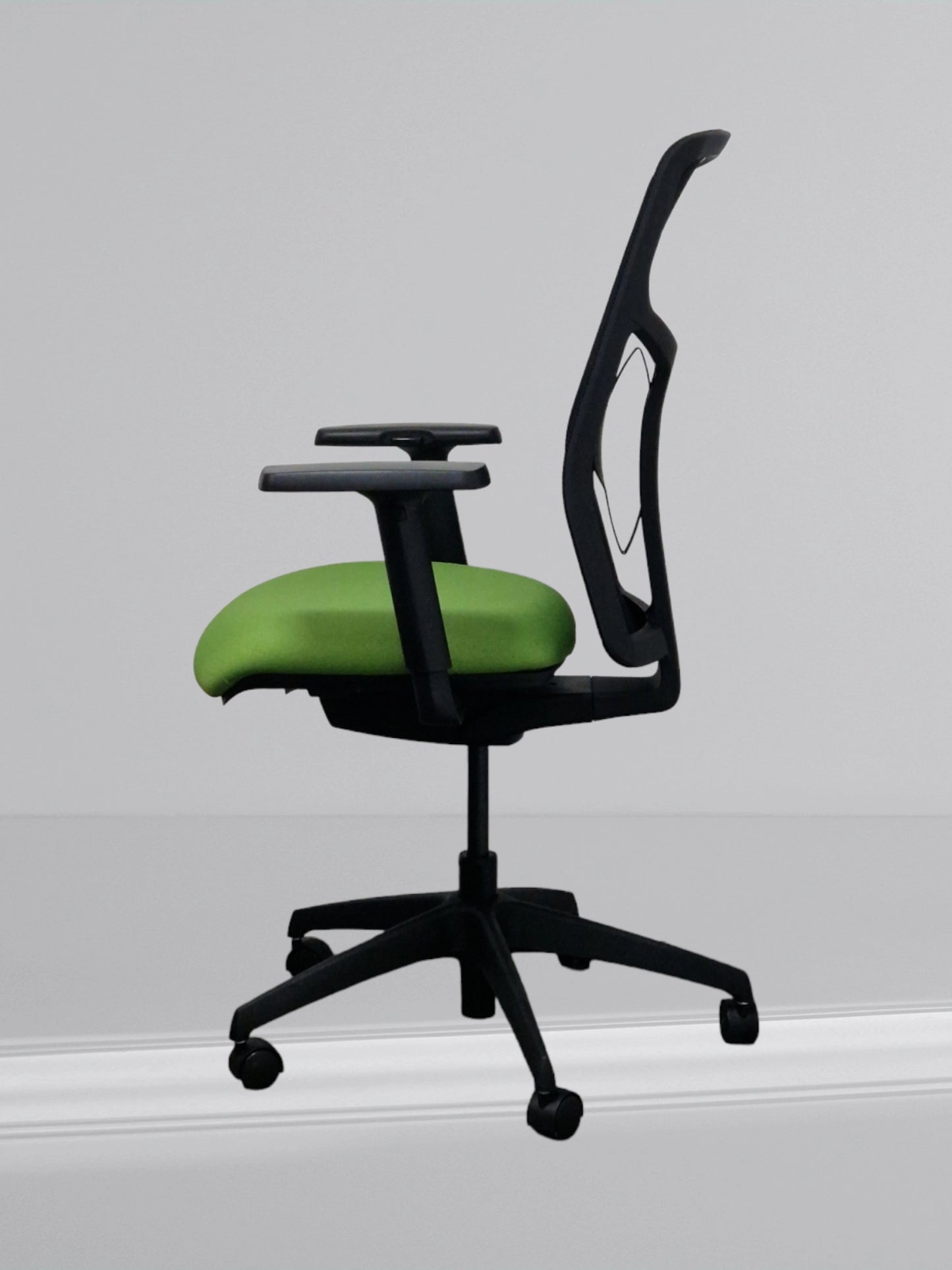 Boss Design Tauro In New Green Fabric 2022 Model