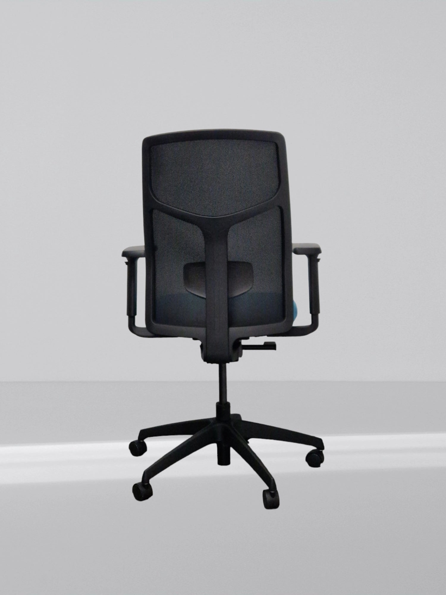 Boss Design Tauro In New Blue Fabric 2022 Model