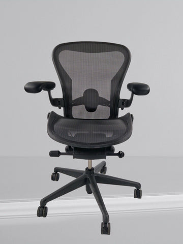 HERMAN MILLER AERON REMASTERD SIZE B