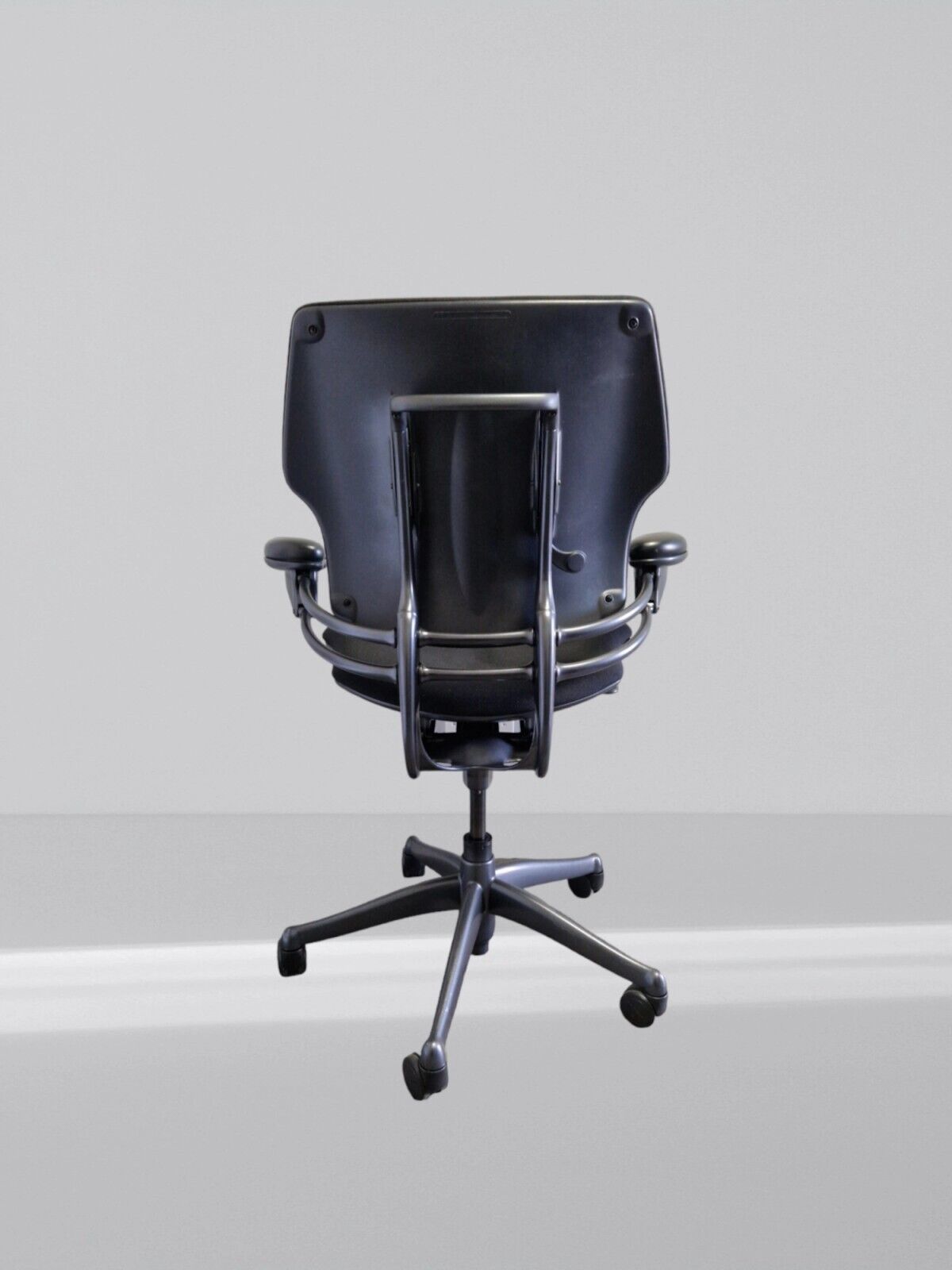 humanscale freedom office chair In New Black Fabric