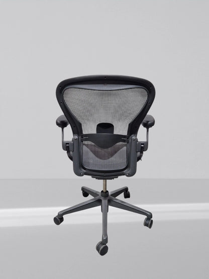 Herman Miller Aeron Remastered Office Chair - Black, Size A