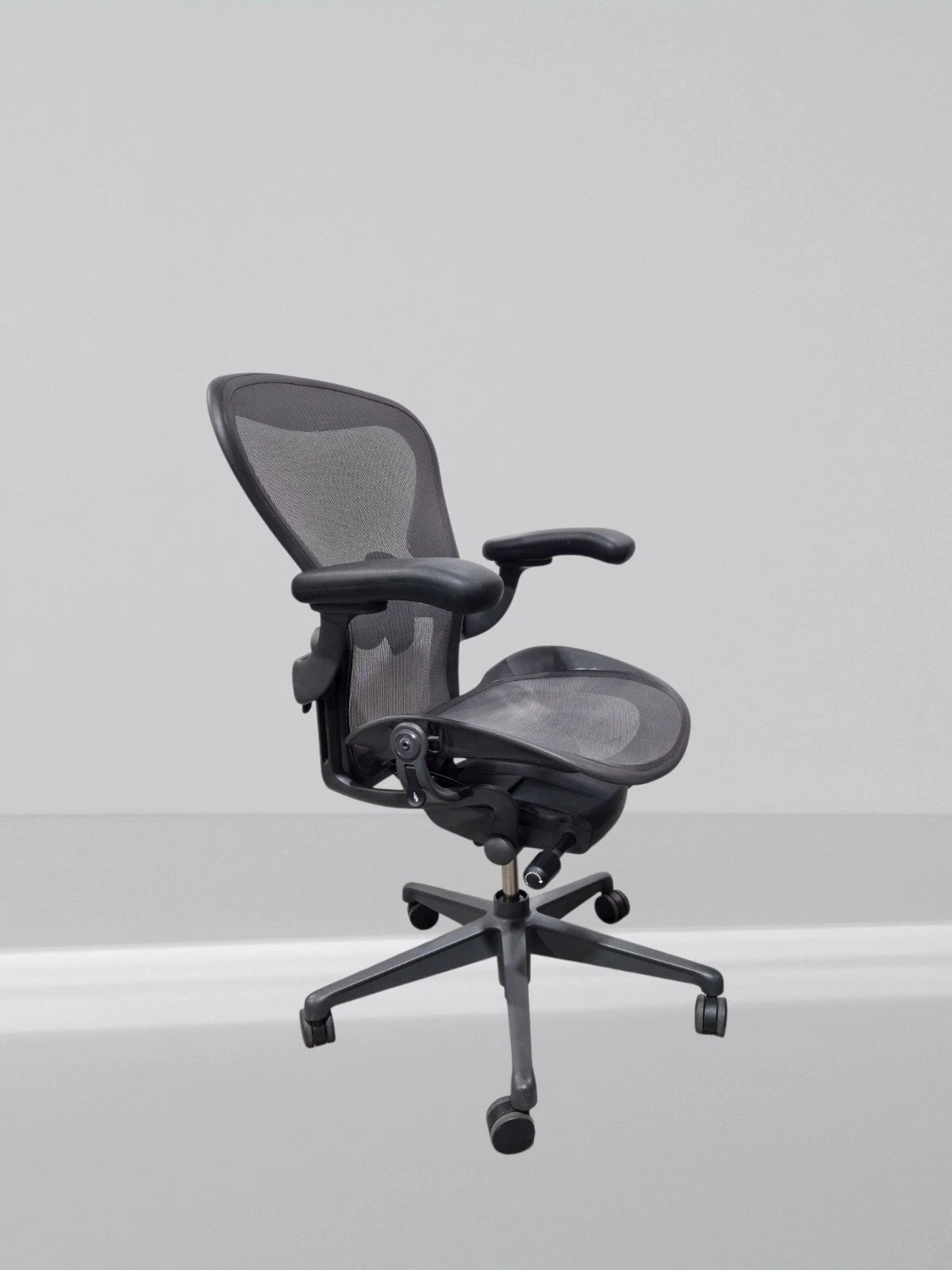 Herman Miller Aeron Remastered Office Chair - Black, Size A