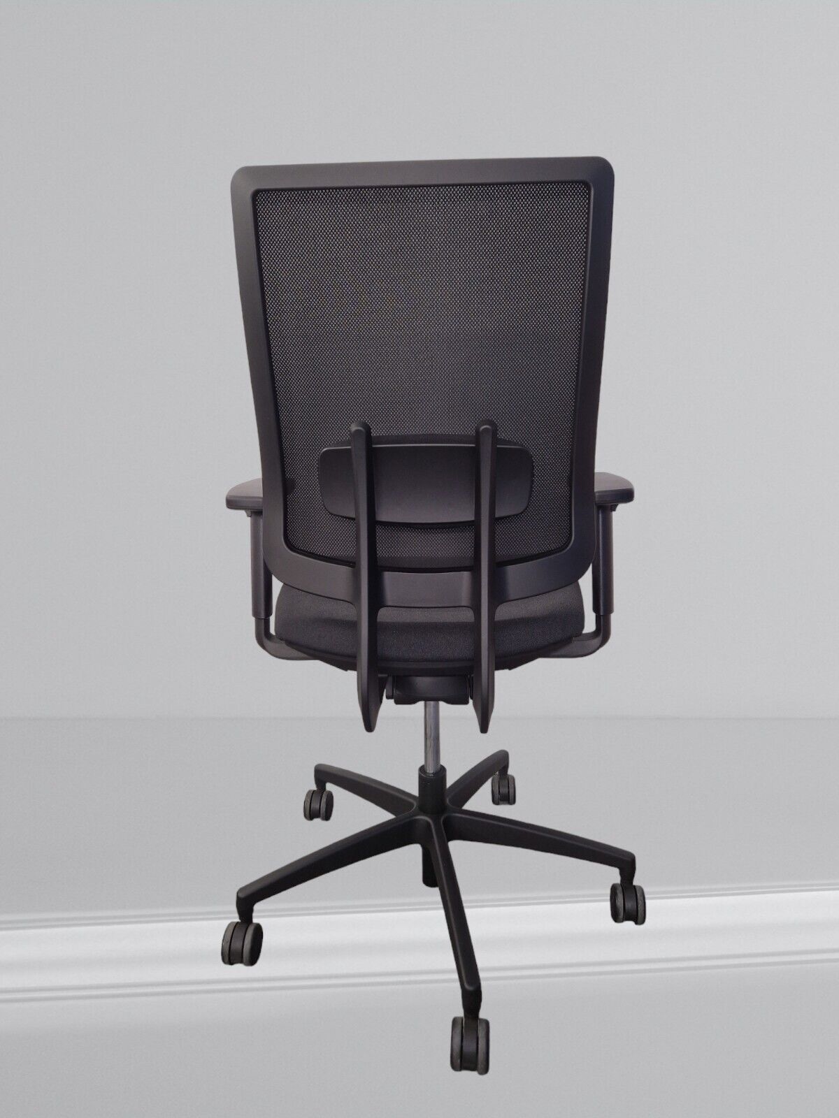 Boss Design Moneypenny Task Chair In New Black Fabric