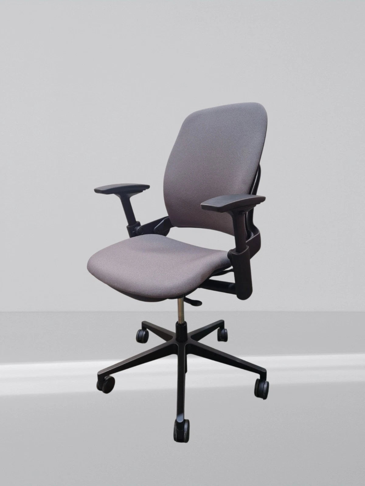 Steelcase leap v2 height adjustable arm in new Grey fabric