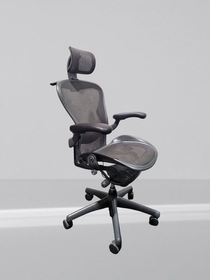 HERMAN MILLER AERON SIZE B FULLY LOADED WITH HEADREST REFURBISHED