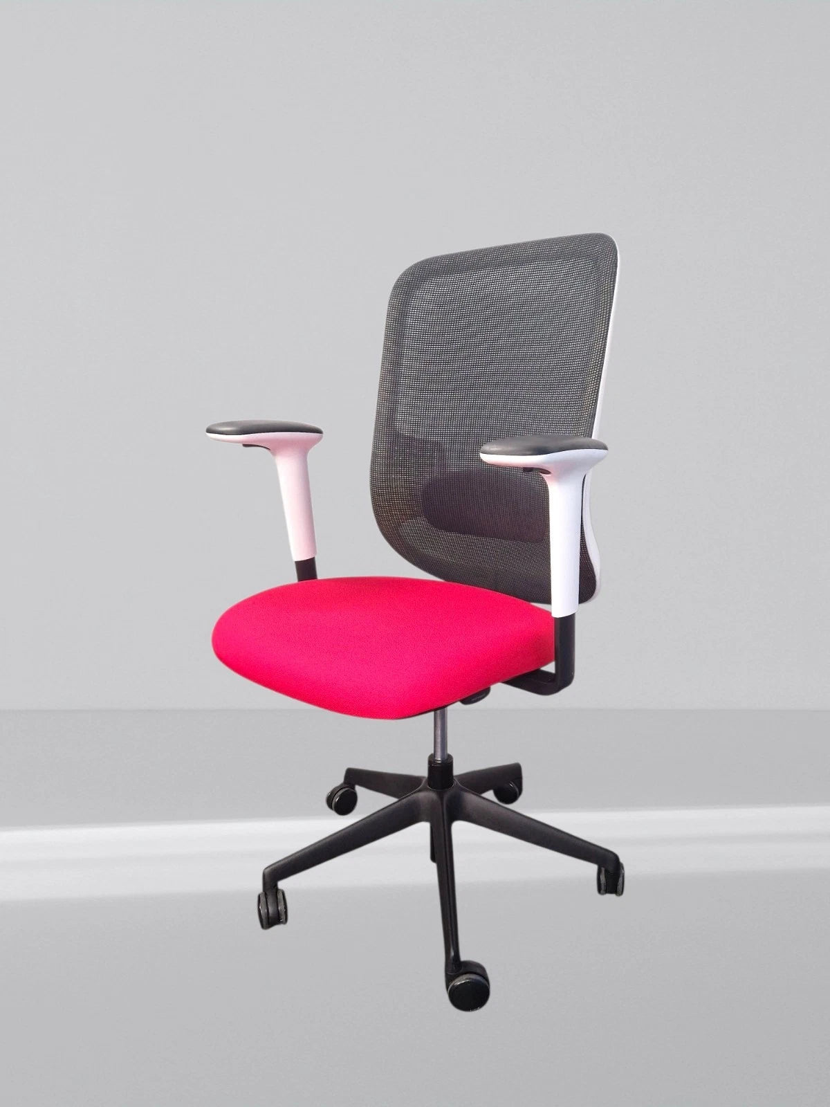 Orangebox Do White Frame New Red Fabric Seat